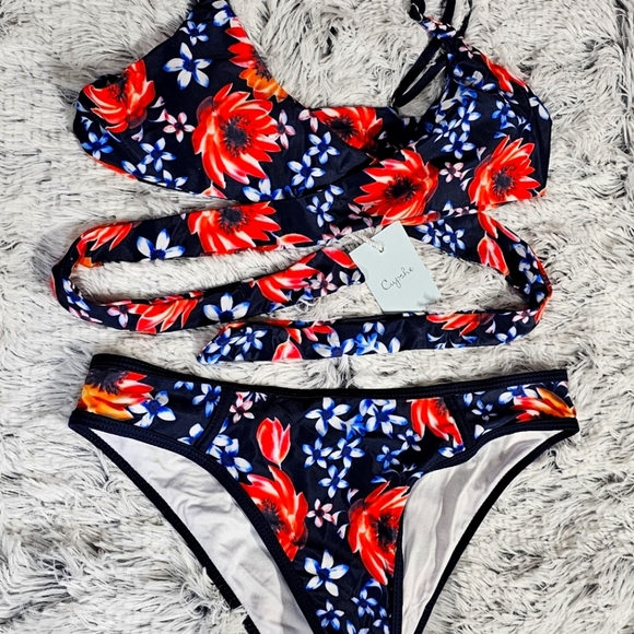 CUPSHE | OPEN FRONT WRAP TIE FLORAL BIKINI - NWT! - Picture 4 of 11